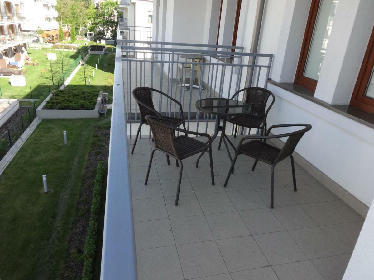 Apartament Aquamarina Lägenhet Świnoujście Exteriör bild